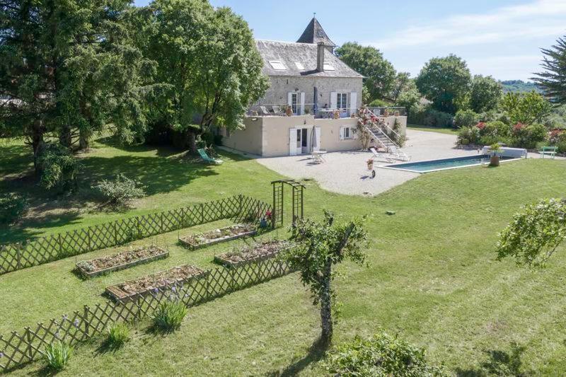 Bed and Breakfast Domaine La Garenne Reilhaguet Exteriér fotografie