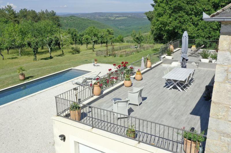 Bed and Breakfast Domaine La Garenne Reilhaguet Exteriér fotografie
